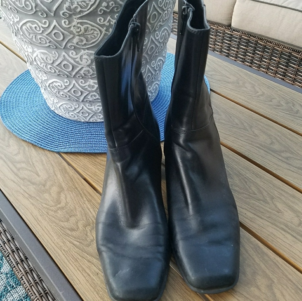 Nine west booties